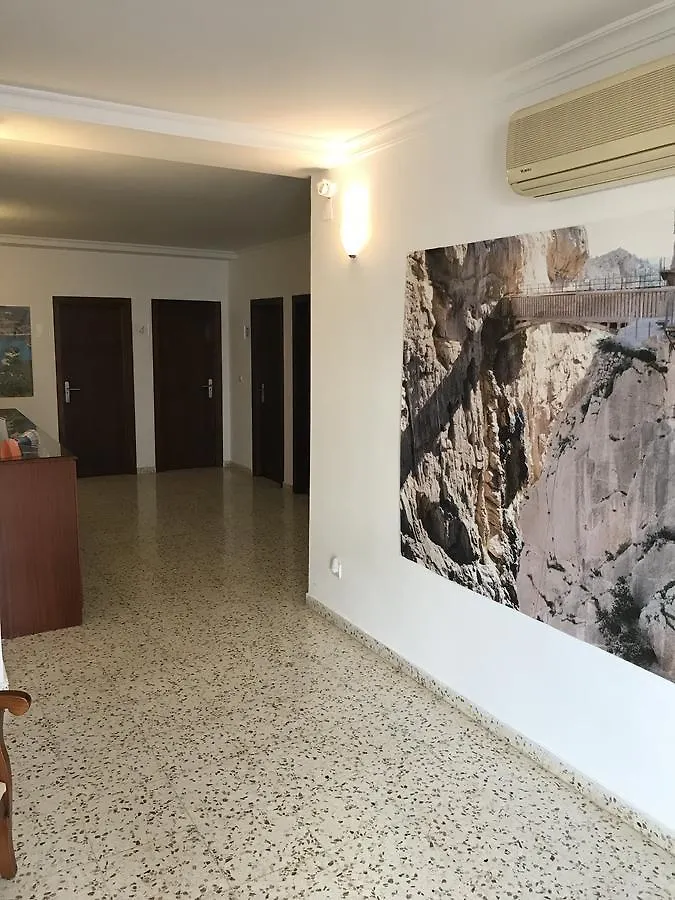 Hostal Restaurante El Cruce Ardales Guest house